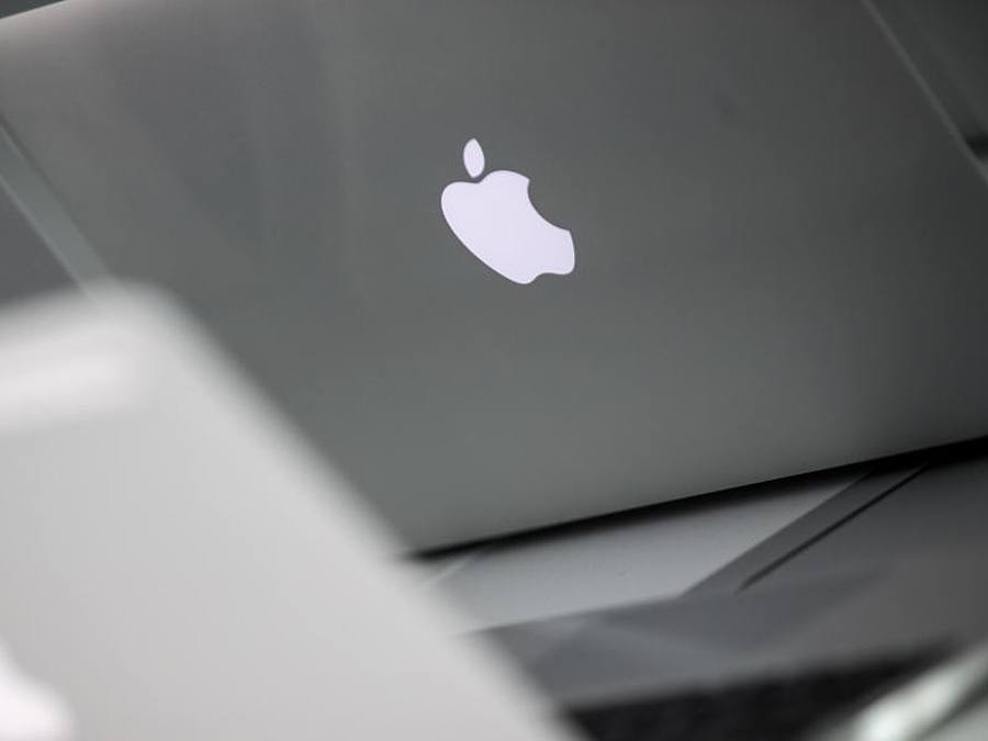 Apple will zum Jahr 2030 komplett klimaneutral arbeiten. Foto: Michael Kappeler/dpa