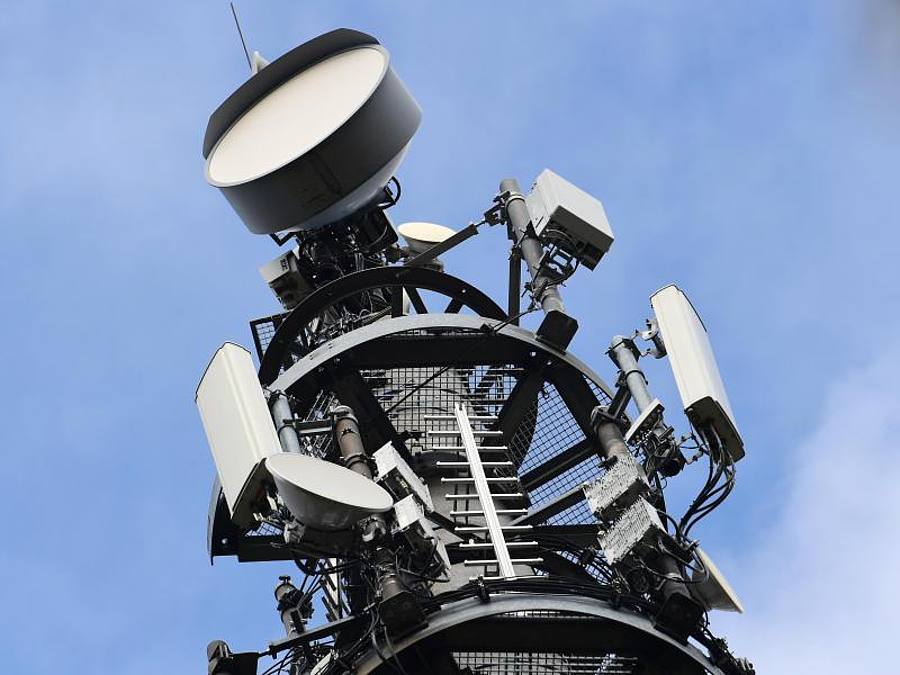 Die Frequenzen eigneten sich besonders dafür, eine sichere „Funknetzinfrastruktur zur Steuerung von Versorgungsnetzen aufzubauen“, sagte der Präsident der Bundesnetzagentur, Jochen Homann. Foto: Soeren Stache/dpa-Zentralbild/dpa