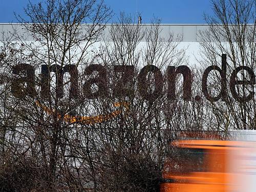 Amazon ist einer der großen Player im Onlinehandel. Foto: Karl-Josef Hildenbrand/dpa