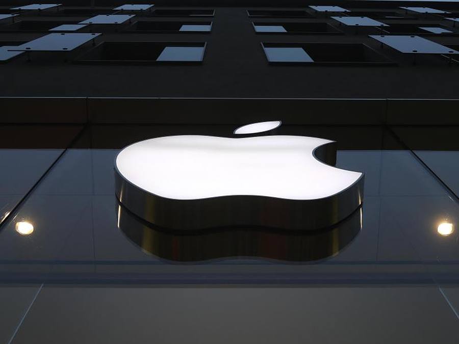 Apple hat einen Börsenwert von drei Billionen Dollar erreicht. Foto: Matthias Schrader/AP/dpa/Archivbild