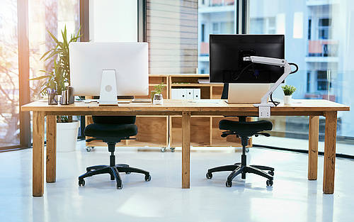 Ergonomischer Steh-Sitz-Schreibtischaufsatz