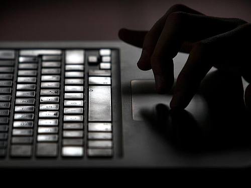 In den vergangenen Jahren hat es mehrfach Fälle gegeben, in denen Mitarbeiter auf Phishing-Attacken hereinfielen. Foto: Karl-Josef Hildenbrand/dpa