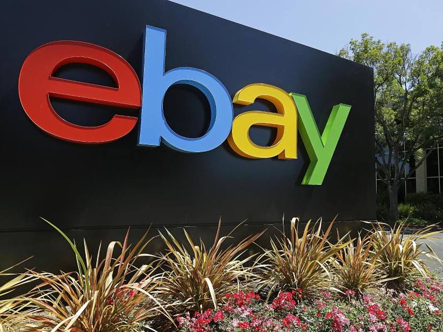 Das Logo von ebay am Hauptsitz in San Jose. Foto: Ben Margot/AP/dpa