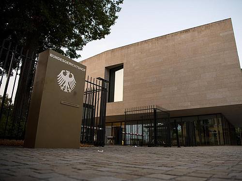 Der Bundesgerichtshof klärt heute, inwieweit Sharehoster für illegal angebotene Inhalte haften. Foto: Sebastian Gollnow