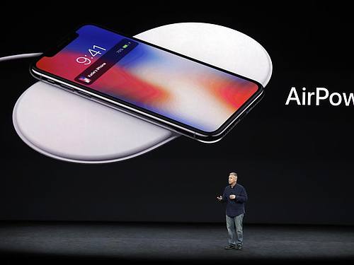 Präsentation der geplanten Ladematte AirPower 2017 im Steve Jobs Theater in Cupertino. Nun hat Apple den Marktstart des Geräts abgesagt. Foto: Marcio Jose Sanchez/AP