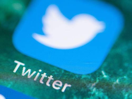 Das Icon der Twitter-App auf einem Bildschirm