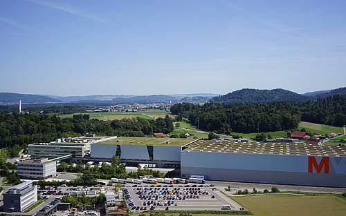 Geländer der Migros Verteilzentrum Suhr AG (MVS)