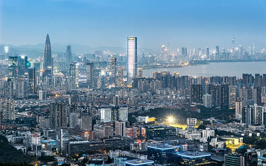 Die Skyline von Shenzhen, Chinas Technologie-Metropole