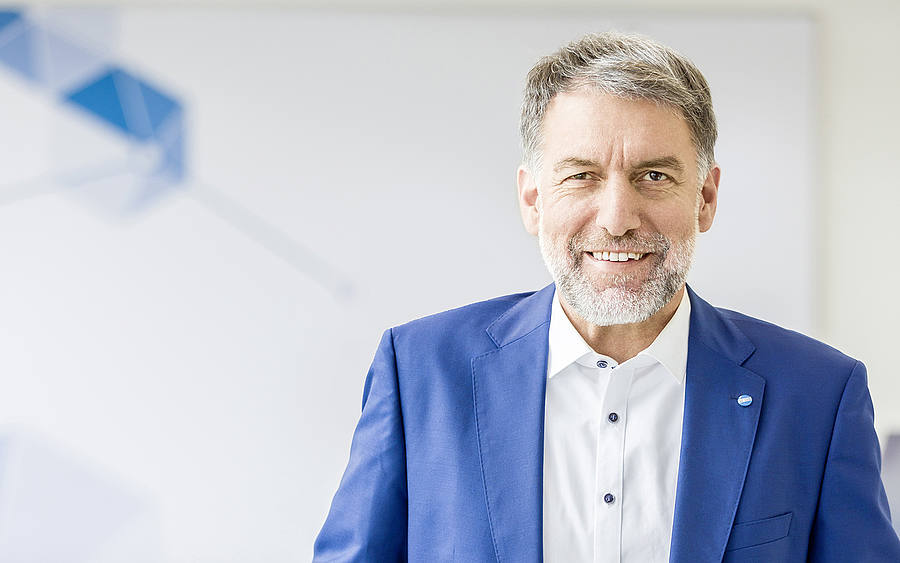 Joreg Hartmann, Konica Minolta
