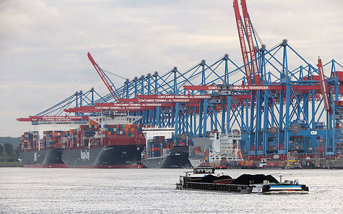 Der Hamburger Container-Hafen Altenwerder