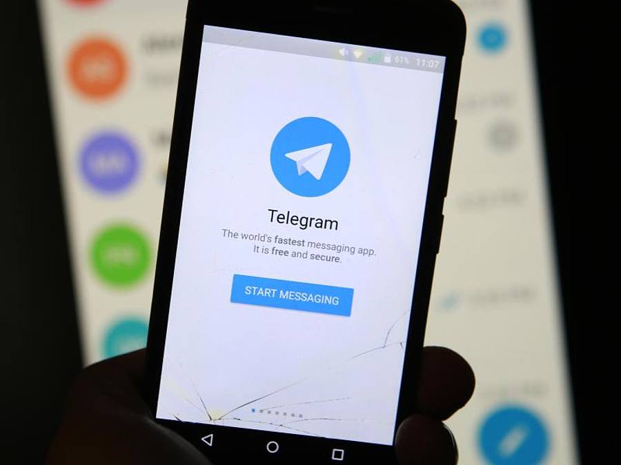 Rechtsextremismus und Drogenhandel: Wissenschaftler haben bei der Untersuchung des Messengerdienstes Telegram reihenweise Rechtsverstöße entdeckt. Foto: Sergei Konkov/TASS/dpa
