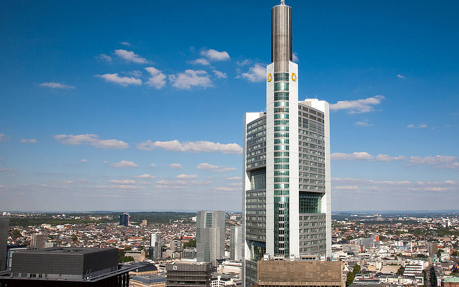Blick auf die Commerzbank-Zentrale in Frankfurt.
