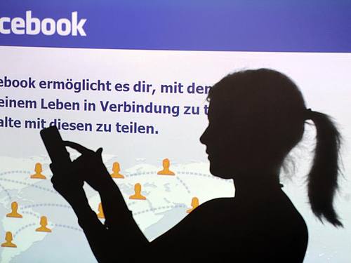 Das Mindestalter für die Nutzung von Facebook bleibt bei 13 Jahren. ((Foto: Armin Weigel))