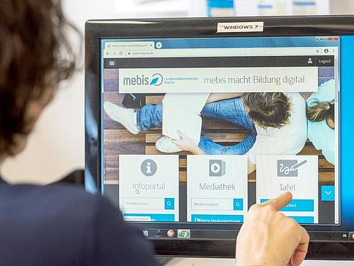Das Lernprogramm Mebis. Foto: Armin Weigel/dpa