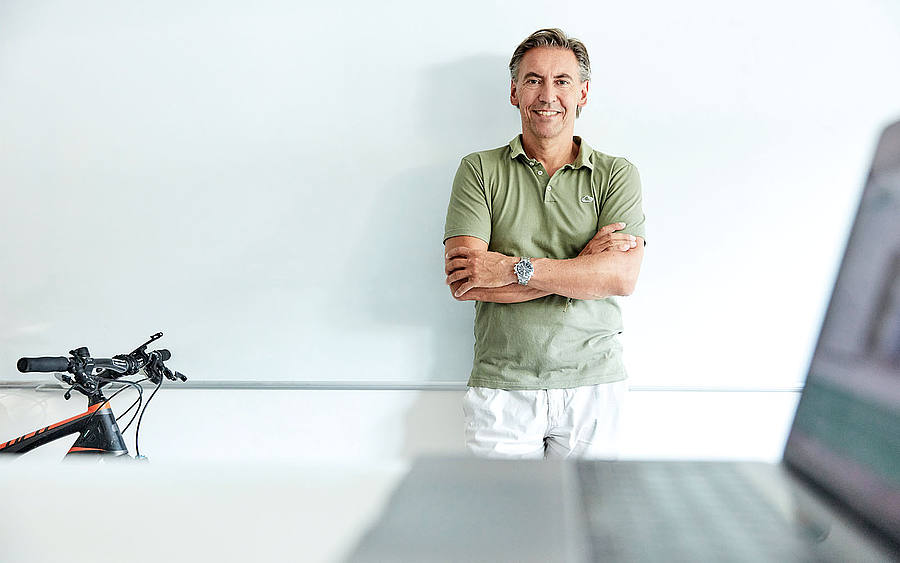 Dr. Ralf Gräßler, Veda
