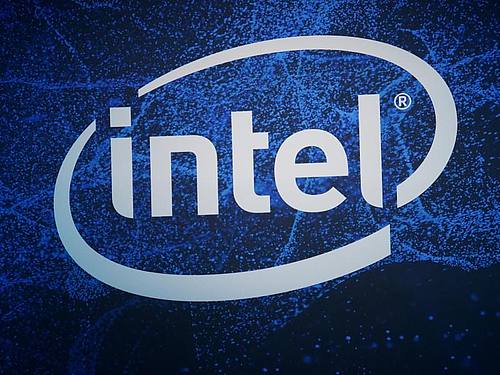 Intel Logo. Foto: Christoph Dernbach/dpa
