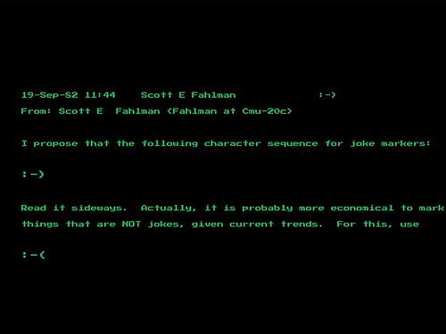 Eine Nachricht des Computerwissenschaftlers Scott Fahlman von der Universität Pittsburgh vom 19. September 1982 zeigt seinen Vorschlag der Zeichenkombination «:-)». Foto: Heritage Auctions/Heritage Auctions/HA.com/dpa