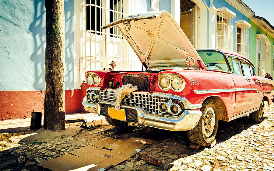 offene Motoraube, Systeme im Vergleich