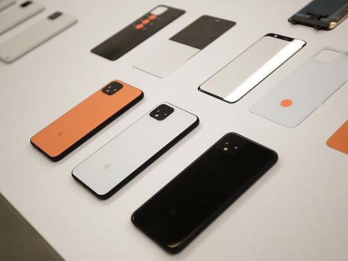 Google setzt beim Pixel 4 erstmals auf eine Doppelkamera. Foto: Jeff Chiu/AP/dpa