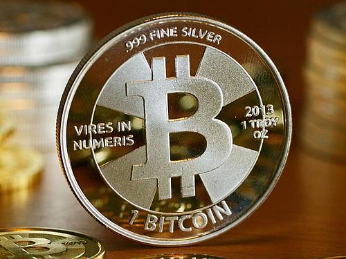 Rund um die Kryptowährung Bitcoin gibt es immer wieder groß angelegte Betrügereien. Foto: Jens Kalaene