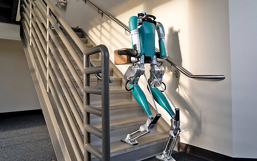 Lieferlogistik Roboter Digit auf der Treppe