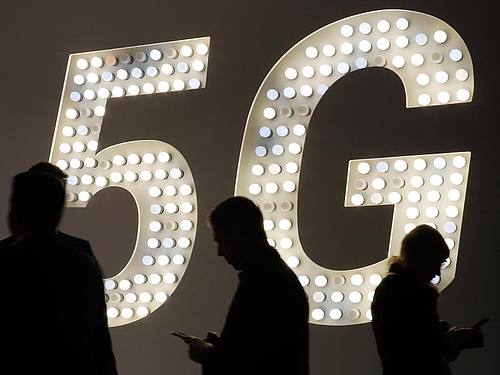 Mit der Versteigerung der 5G-Mobilfunkfrequenzen hofft der Bund mehrere Milliarden einzunehmen. Foto: Clara Margais