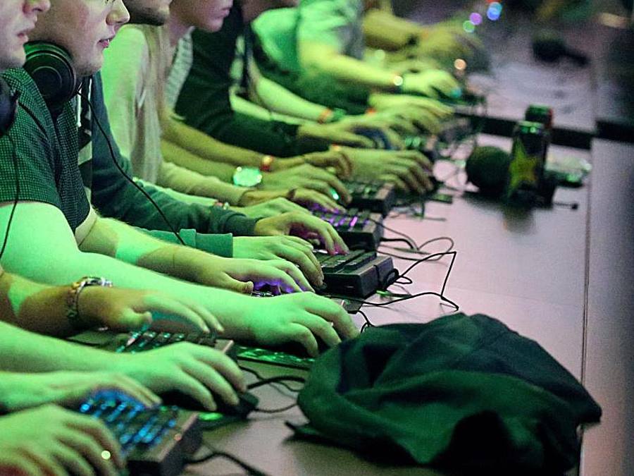 Mehr als ein Drittel der Befragten spricht sich in einer Umfrage für Flatrate-Bezahlmodelle ähnlich wie bei Abos für Filme, Serien oder Musik aus. Foto: Oliver Berg