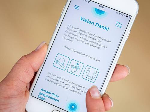 Eine App zur „Corona-Datenspende“ an das Robert Koch-Institut. Foto: Matthias Balk/dpa