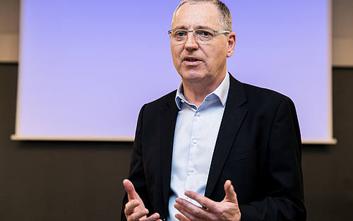 Dr. Hans-Joachim Popp steht an der Spitze des Voice-Präsidiums.