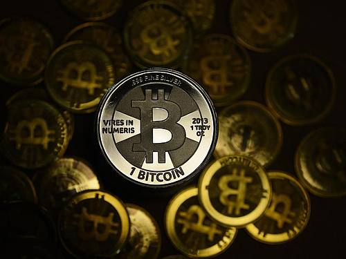 Kryptowährung Bitcoin. Foto: Jens Kalaene/dpa-Zentralbild/dpa-tmn/Illustration