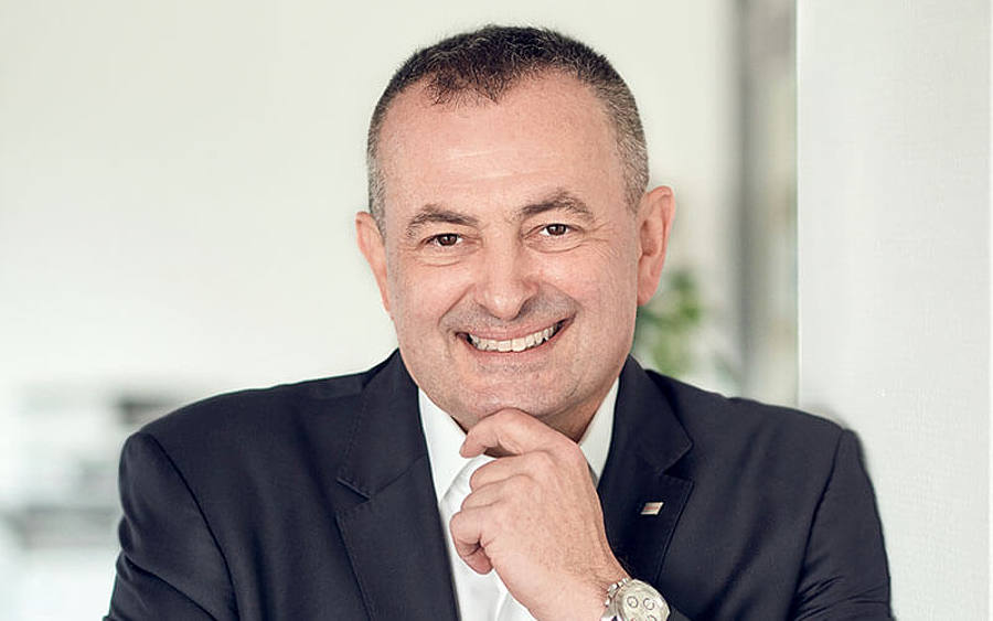 Niculae Cantuniar, CEO bei Ricoh Deutschland