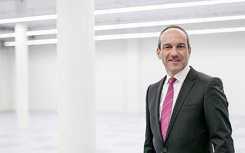 Dr. Béla Waldhauser, Telehouse Deutschland GmbH