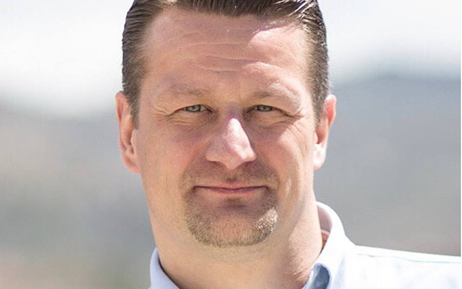 Mann mit Haaren