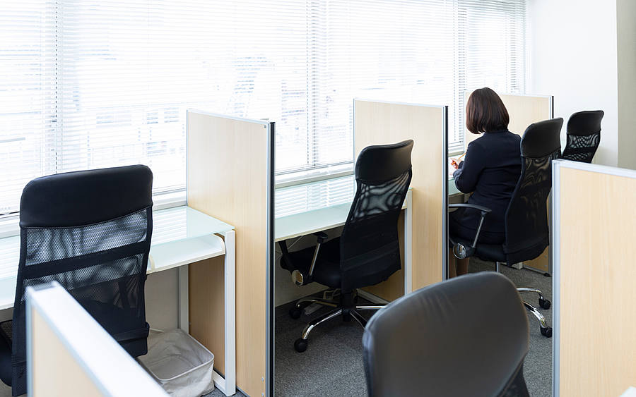 Shared Desk