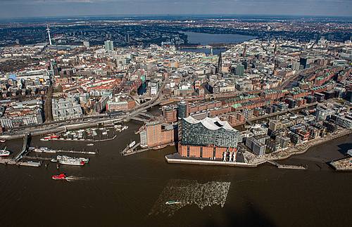Hamburg erreicht im „Smart-City-Ranking“ den ersten Platz. erreicht im «Smart-City-Ranking» den ersten Platz.