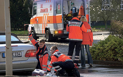 Johanniter-Rettungssanitär im Einsatz