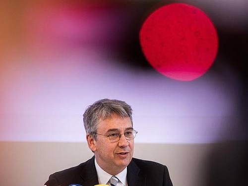 «Es gibt Hinweise, dass Nutzerbewertungen nicht selten gefälscht oder manipuliert sind», sagt Kartellamtspräsident Andreas Mundt. Foto: Rolf Vennenbernd