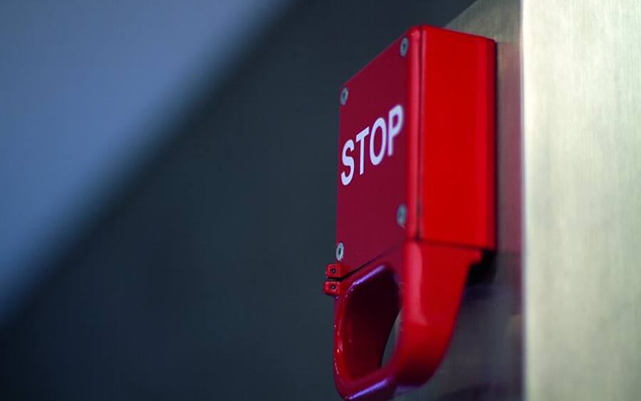 Stop, Bildquelle: iStockphoto.com/m_71