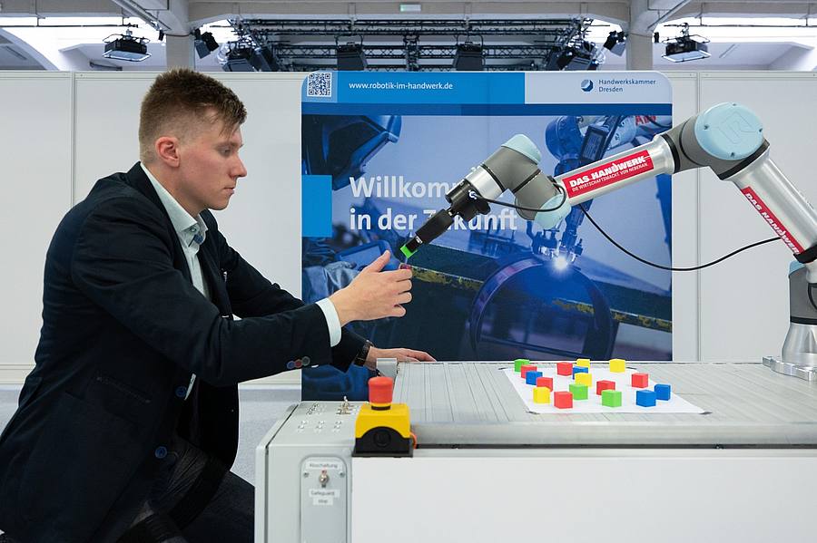 Die deutsche Robotik-Branche boomt, hat das Vorkrisenniveau aber noch nicht erreicht.