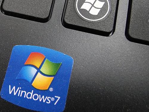 Mit dem Ignorieren des Support-Endes für Windows 7 und andere veraltete Windows-Versionen gehen User ein höheres Risiko ein, weil dies Cyberangriffe erleichtert. Foto: Mauritz Antin/epa/dpa
