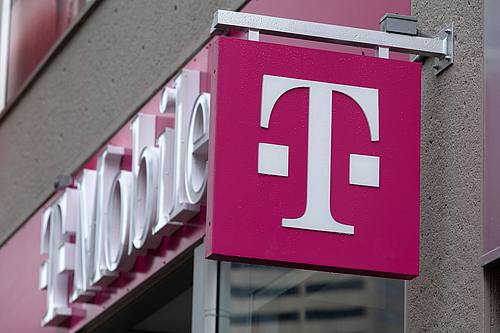 T-Mobile-Logo