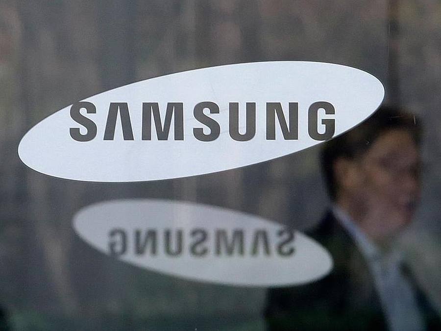 Samsung tritt mit seinem eigenen Bezahldienst vor allem gegen Google Pay an, weil der Bezahlservice des US-Konzerns auch auf Smartphones von Samsung verfügbar ist. Foto: Ahn Young-Joon/AP/dpa
