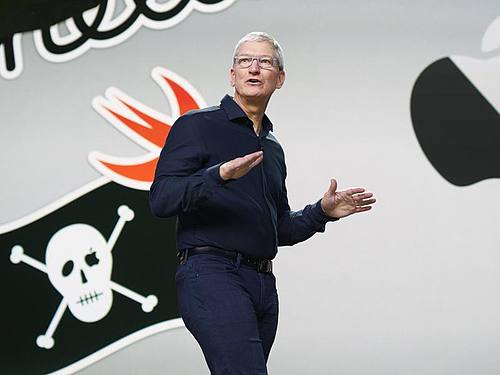 Apple Konzernchef Tim Cook auf dem Online-WWDC im vergangenen Jahr. Foto: Brooks Kraft/Apple Inc./dpa