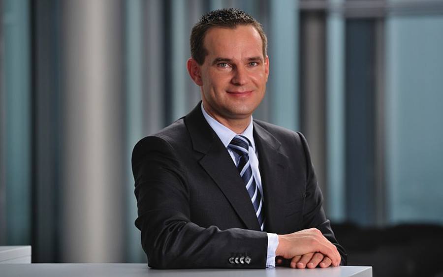 Stefan Roth, Fujitsu