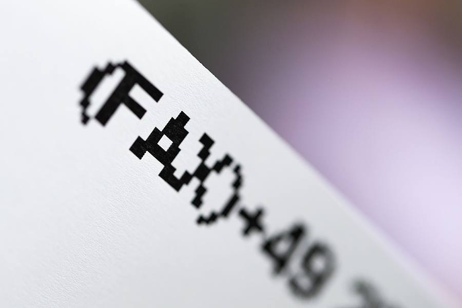 «Zwar ist die Fax-Nutzung in deutschen Unternehmen seit Jahren rückläufig, trotzdem geht der Wandel erstaunlich langsam vonstatten - gerade, wenn man bedenkt, dass es längst komfortablere und sichere Wege gibt», heißt es beim Digitalverband Bitkom.