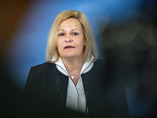 Nancy Faeser (SPD), Bundesministerin des Innern und Heimat, stellt in der Digitalakademie Bund das Digitalprogramm zur Modernisierung des Staates vor. Foto: Michael Kappeler/dpa