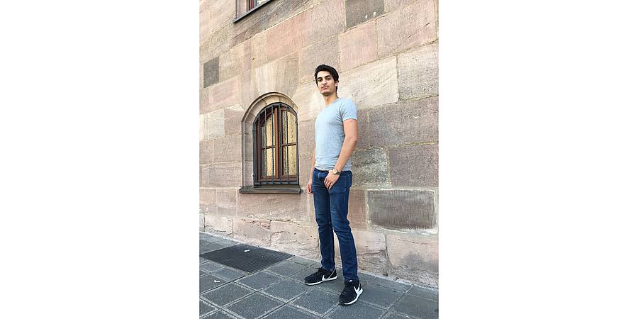 Roman Bkhavani
