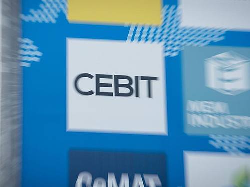 Auf der diesjährigen Cebit wird erstmals auch Facebook als Aussteller vertreten sein. ((Foto: Friso Gentsch))