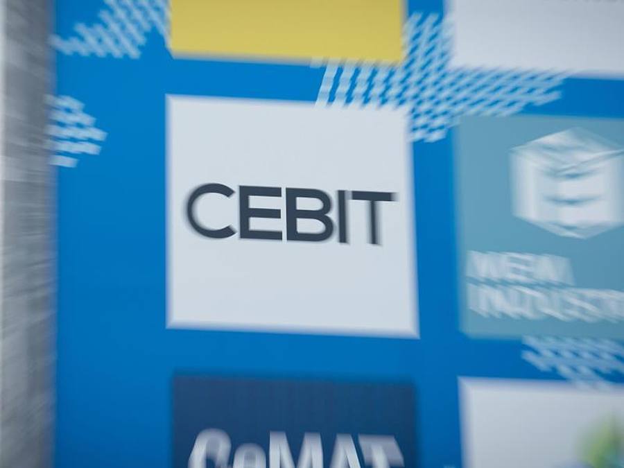 Auf der diesjährigen Cebit wird erstmals auch Facebook als Aussteller vertreten sein. ((Foto: Friso Gentsch))