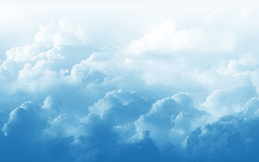 Wolken und blauer Himmel